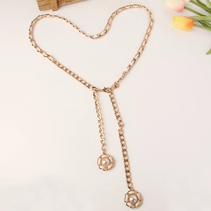 Chaîne de taille dorée élégante avec pendentifs fleurs perlées pour robes et jeans
