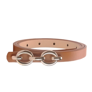 Ceinture fine marron pour femme avec boucle décorative à trois anneaux dorés élégante