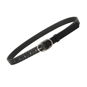 Ceinture classique en cuir tressé noir pour femme avec boucle métallique ovale argentée
