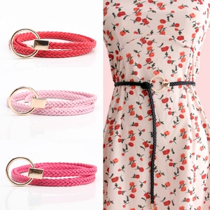 Ceinture Tissée Mince pour Femmes en Simili-cuir Tressé à la Main Avec Boucle Ronde en Alliage pour Décoration de Robe Polyvalente