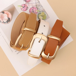 Lot de ceintures femme minimalistes avec boucle dorée mate et texture grainée