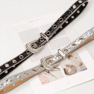 Ceinture Y2K à strass avec paillettes et boucle vintage en métal noir et argenté