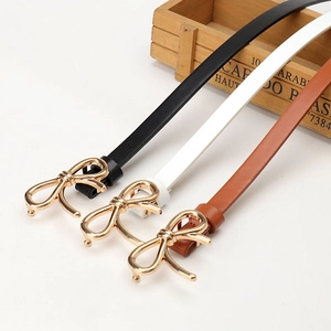 Cinture sottili da donna con fibbie a fiocco dorate in nero, bianco e marrone pelle