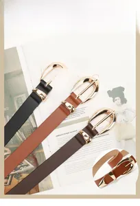 Ensemble détaillé de ceintures en cuir PU noir, marron clair et marron foncé à boucle dorée