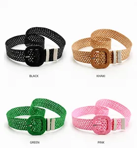 Ceintures tressées en paille en noir, kaki, vert et rose avec boucles carrées gainées