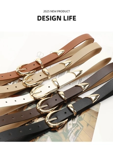 Détails de cinq ceintures en cuir avec boucles dorées et accents métalliques vintage