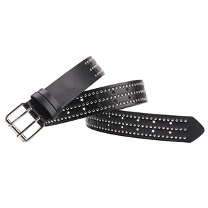 Ceinture punk en cuir noir avec trois rangées de rivets étoiles argentés et boucle double