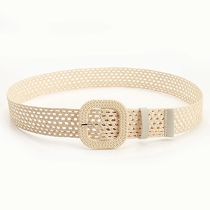 Ceinture tressée beige pour femme avec motif ajouré et boucle carrée recouverte de tissu