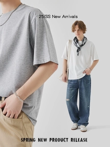 Men's loose fit short sleeve crew neck cotton T-shirt in grey and white colors
