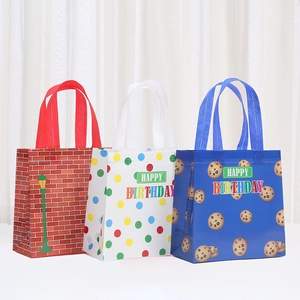 Cartoon Non-Woven Gift Bag With Handle Reusable Birthday Party Packaging Bag For Cookies Candy Treats Creative Portable Small Tote Bag