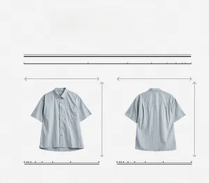 Viste frontale e posteriore di una camicia da uomo azzurra a maniche corte con taschino
