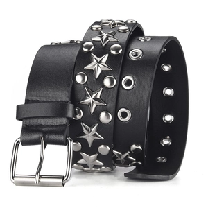 Schwarzer Punk-Ledergürtel mit silbernen Sternennieten und Metallösen mit Dornschließe
