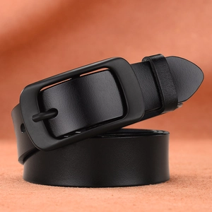 Classic black full grain leather belt with matte needle buckle for casual denim jeans