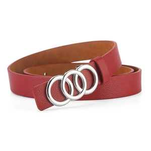 Roter Ledergürtel für Damen mit markanter silberner Drei-Ring-Metallschnalle