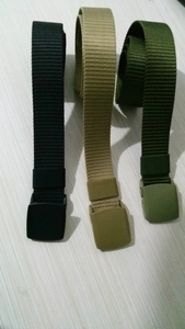 Ceintures tactiques en nylon noir, kaki et vert olive avec boucles en plastique dur