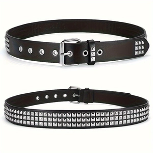 Ceinture punk Y2K en cuir noir avec trois rangées de clous argentés et boucle métal