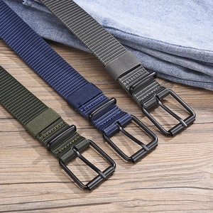 Cinture da uomo in nylon intrecciato color oliva, blu e grigio con fibbia metallica