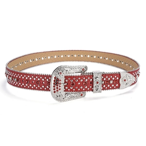 Macro di cintura rossa Y2K con strass e fibbia vintage in metallo inciso con dettagli