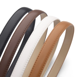 Ceintures fines chic en similicuir pour femmes avec coutures en noir, marron et blanc