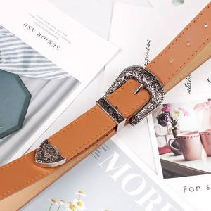 Ceinture western en similicuir marron clair avec boucles argentées gravées de fleurs