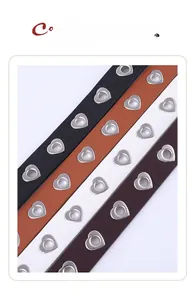 Détails de ceintures punk en cuir avec œillets cœur argentés en quatre couleurs classiques