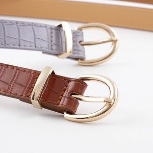 Cinture da donna in pelle a motivo coccodrillo con fibbia dorata in stile vintage
