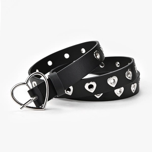 Ceinture élégante en cuir noir avec boucle cœur et œillets en forme de cœur pour femme