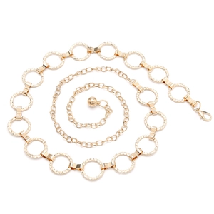 Ceinture chaîne dorée élégante avec anneaux martelés et fermoir mousqueton chic