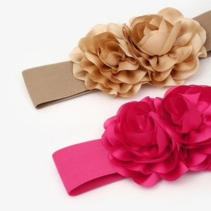Ceinture élastique ethnique avec grandes fleurs en tissu faites main champagne et rose