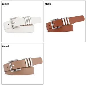 Detaillierte Ansicht schmaler Ledergürtel in Weiß, Khaki und Camel mit Silberschnallen