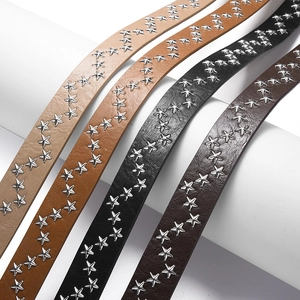 Ceintures à rivets étoiles style punk pour femmes en plusieurs coloris unis