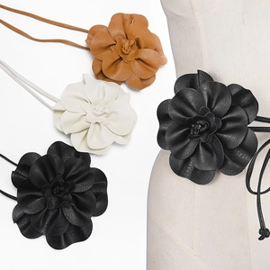 Ceinture Femme Élégante en Cuir PU Fleur Décoration Florale 3D Noeud Sangle de Taille pour Robe Costume Accessoire Décoratif Style Coréen