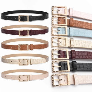 Ceintures fines pour femmes avec boucles dorées et texture crocodile en plusieurs couleurs