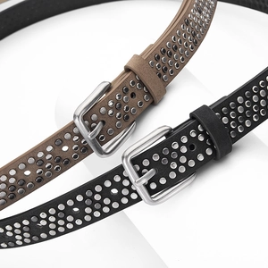 Ceinture punk en cuir mince avec rivets métalliques et boucle carrée argentée pour femme