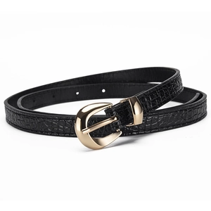 Ceinture fine noire pour femme motif crocodile avec boucle fer à cheval dorée