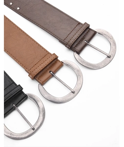 Trois ceintures bohèmes larges avec boucles métalliques vintage en marron et noir