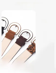 Détails de ceintures en daim avec boucles métalliques en D dans divers coloris