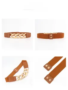 Détails de ceinture élastique marron avec chaîne dorée et boutons pressions