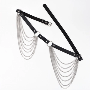 Cintura punk in pelle PU nera con catene di nappe in argento a più strati