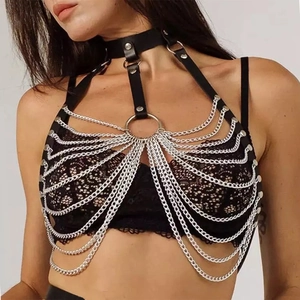 Harnais de Corps en Cuir PU Noir Punk Gothique pour Femmes Ceinture de Taille avec Chaîne en Métal Multicouche et Gland