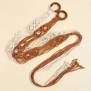 Ceinture tressée bohème avec boucle en bois ronde, coquillages et glands pour robes