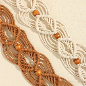Détails de ceintures tressées bohèmes avec perles de bois en coton marron et crème