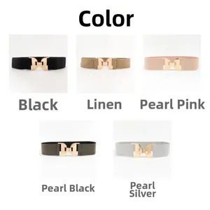 Détail de la ceinture élastique avec boucle en H dorée disponible en cinq couleurs