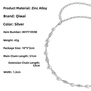 Detailansicht der silbernen Herz-Strass-Taillenkette mit 110 cm Gesamtlänge Spezifikation
