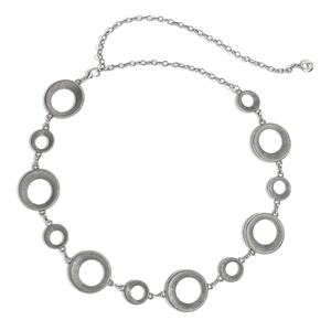 Retro zilveren metalen tailleketting met getextureerde ringen en verstelbare sluiting