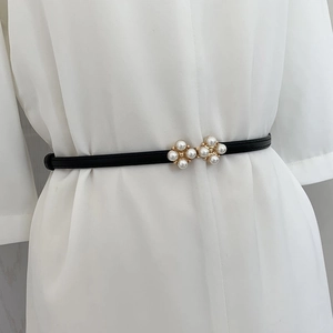 Élégante Ceinture de Taille Fine pour Femmes en Similicuir Boucle Fleur Künstliche Perle Ceinture Décorative de Robe pour Fête Banquet Accessoires de Mode