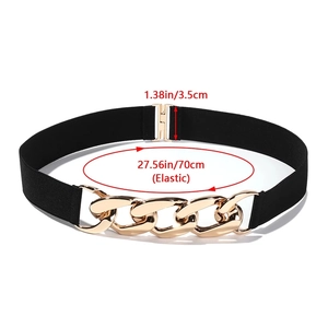 Detail view of 1.38 inch wide elastic belt featuring a textured golden chain ornament