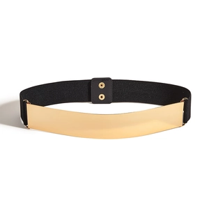 Ceinture élastique pour femme avec large plaque en métal doré poli et boutons-pression