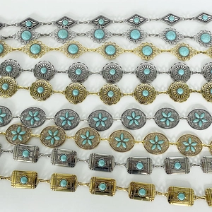Böhmische Metall-Taillenkette mit Türkissteinen in Silber- und Gold-Ausführung
