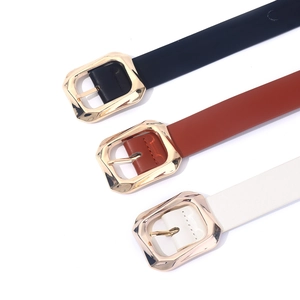 Lot de ceintures femme en similicuir noir marron blanc avec boucles carrées dorées